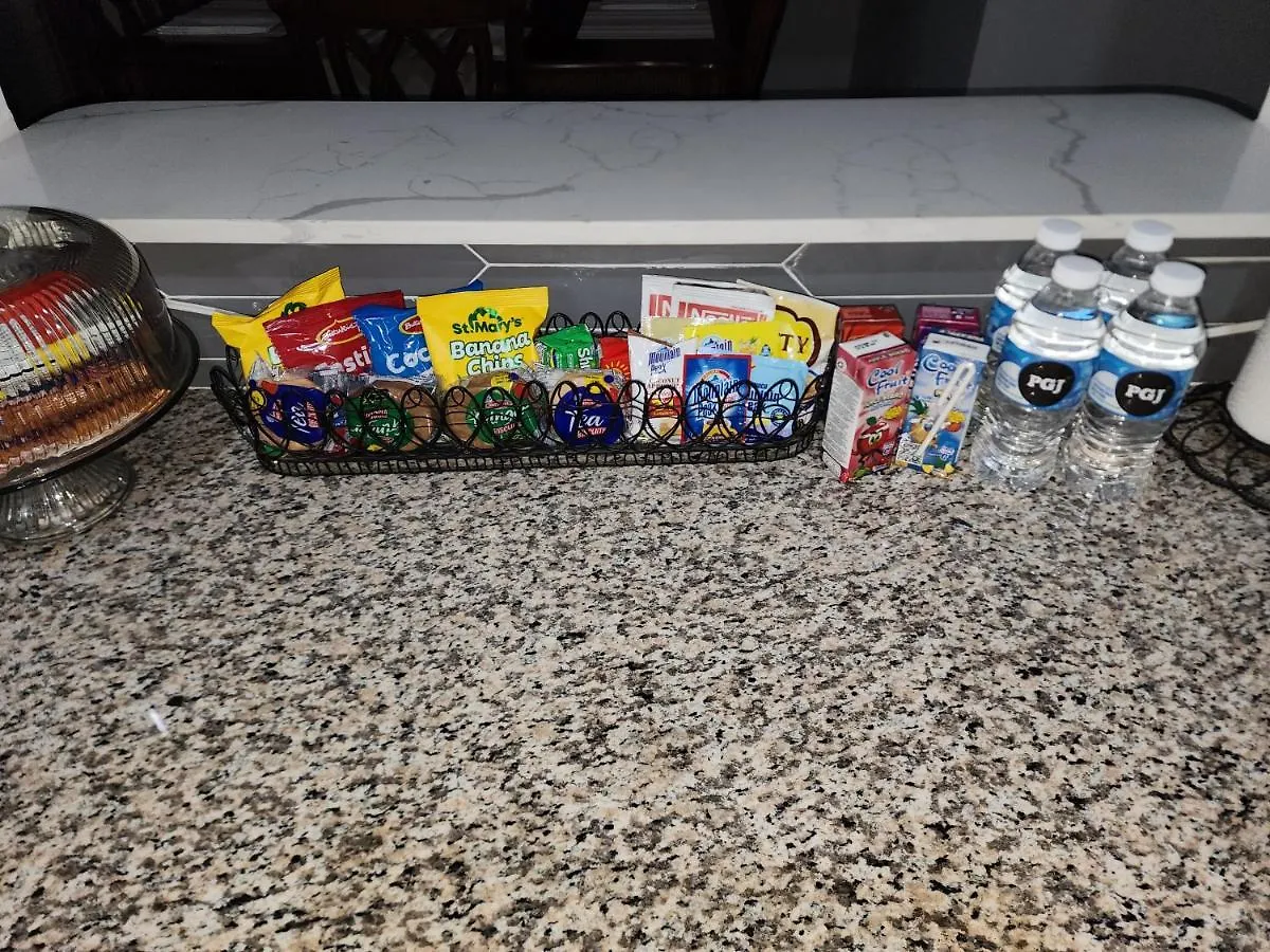 11Onessex1 In The Heart Of Kingston Ja Dn Vacations Apartamento Jamaica